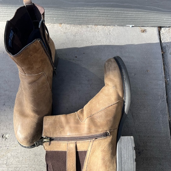 Rockport Shoes - Rockport Chelsea buckle Boot W9 taupe ankle zip waterproof hydro shield preowned